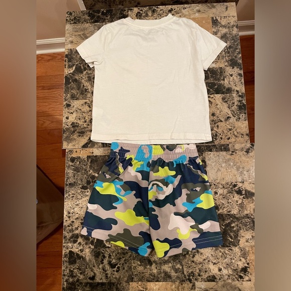 Champion Toddler 2PC Set in 2T - Picture 2 of 5